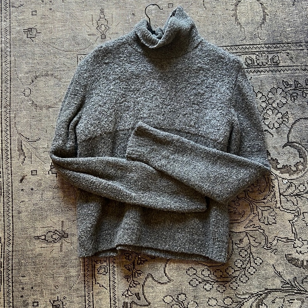 John Elliot size 3 sweater